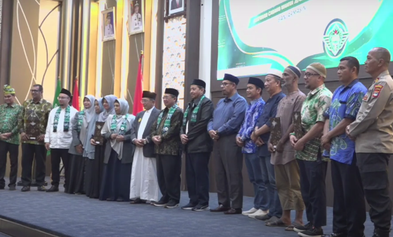 Foto Bersama Para Tamu dalam Pelantikan Pengurus PC Kota Banjarmasin