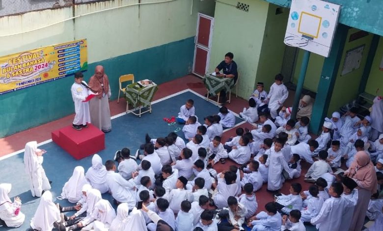 Lemahabang Bulan Bahasa