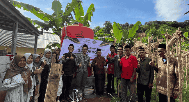 Serah terima sumur Bor