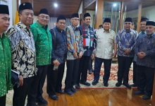 Ormas Islam, termasuk Al Irsyad, bertemu Presiden Prabowo di Hambalang refleksikan kondisi bangsa dan serukan persatuan serta kedamaian.