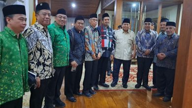 Ormas Islam, termasuk Al Irsyad, bertemu Presiden Prabowo di Hambalang refleksikan kondisi bangsa dan serukan persatuan serta kedamaian.