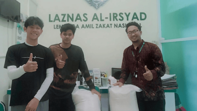 Bantuan Rutin Beras dari LAZNAS Al Irsyad Ringankan Mahasiswa Patani Thailand di Purwokerto