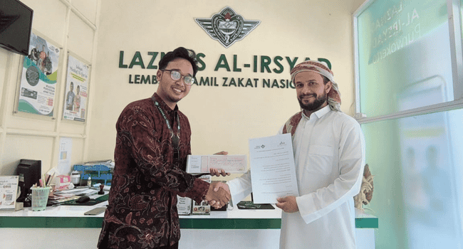 Direktur-Fael-Khair-Yaman-Kunjungi-LAZNAS-Al-Irsyad-untuk-Perkuat-Kerja-Sama-Bantuan-Kemanusiaan-di-Yaman
