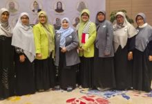 Ketua Umum PB Wanita Al-Irsyad, Dra. Fahimah Abdul Kadir Askar, tampil sebagai narasumber dalam Sarasehan BMIWI. Perempuan berdaya, bangsa berdaulat menuju Indonesia Emas 2045.