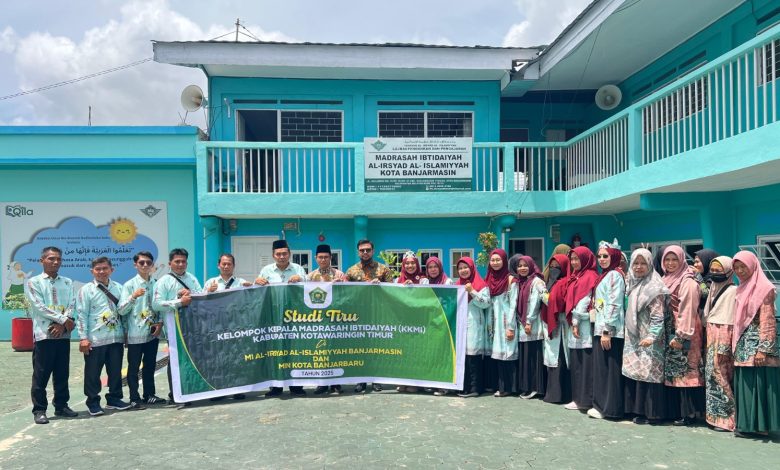 Kepala MI se-Kalimantan Tengah melakukan studi tiru ke MI Al Irsyad Al Islamiyyah Banjarmasin sebagai sekolah rujukan unggulan.