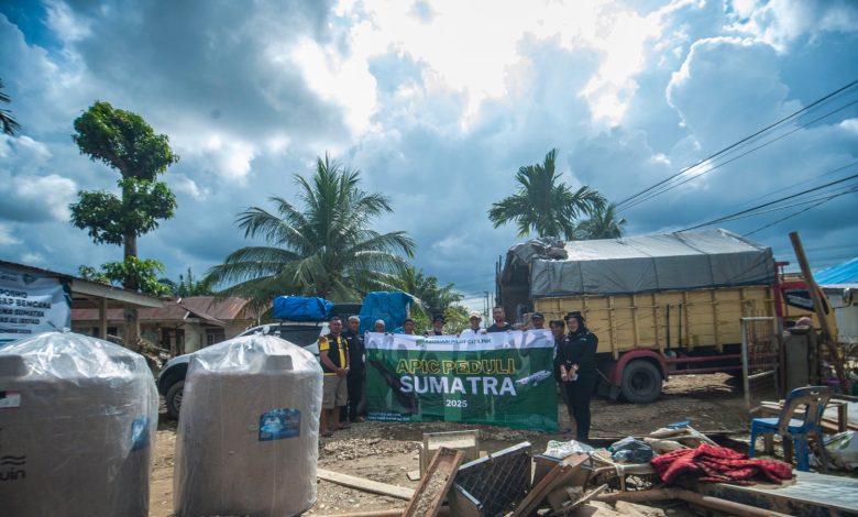 APIC serahkan 1 truk bantuan melalui LAZNAS Al Irsyad untuk warga terdampak banjir Aceh Tamiang. Aksi solidaritas untuk sesama.