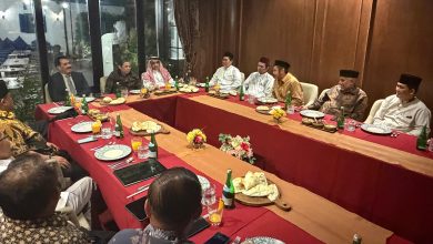 Ketua Umum Al Irsyad Al Islamiyyah menghadiri dialog strategis Timur Tengah bersama Wamenlu RI untuk verifikasi informasi konflik Yaman.