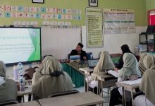 Ketua MPP PP Al Irsyad kawal pelantikan KS & WKS SD Al Irsyad Situbondo. Dorong inovasi berbingkai akhlak & integrasi kurikulum Mabadi. Simak!