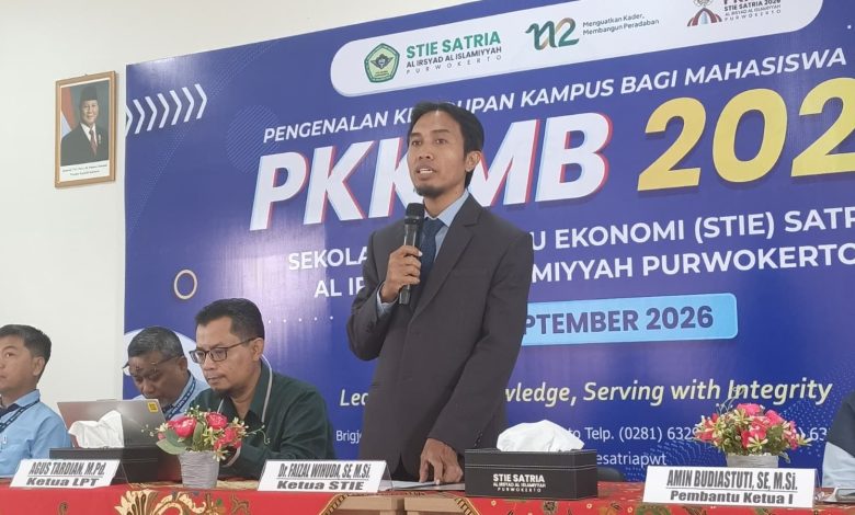 STIE Satria Al Irsyad resmi gelar PKKMB. Rektor Dr. Faizal Wihuda: Semoga melahirkan generasi yang amanah & berilmu!